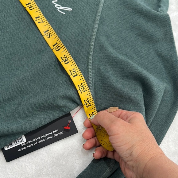 good hYOUman Forest Green 'Be Kind' Pullover - Picture 4 of 5